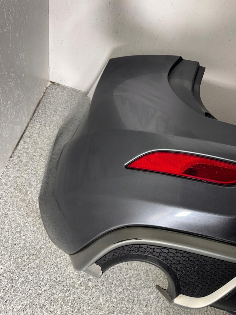 Бампер задний  задний volvo v40 ii 2012-2018r kod koloru 455-16 w-wa r-design с Разборки