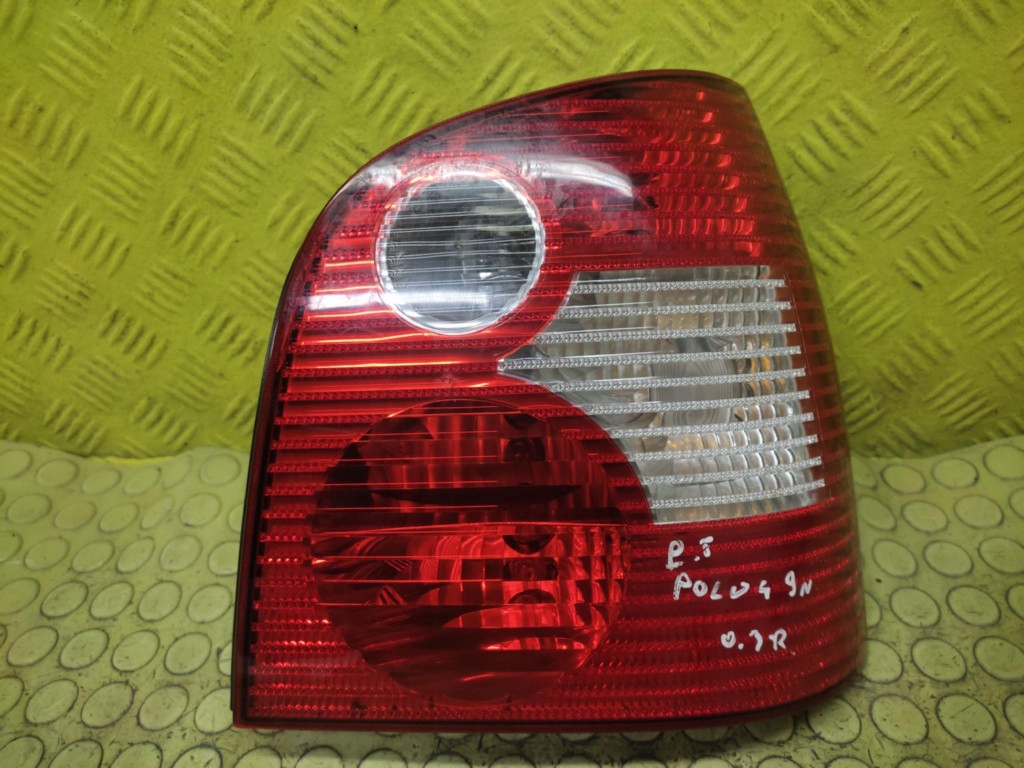 Купить Vw polo iv фара правый  задняя 6q6945096b