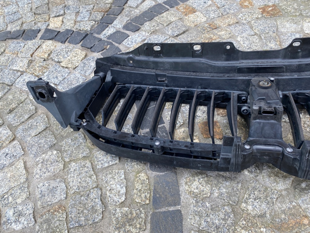 Bmw 5 g30 g31 воздуховод жалюзи впуск 7497279-02 187156-10 оригинал в Украине