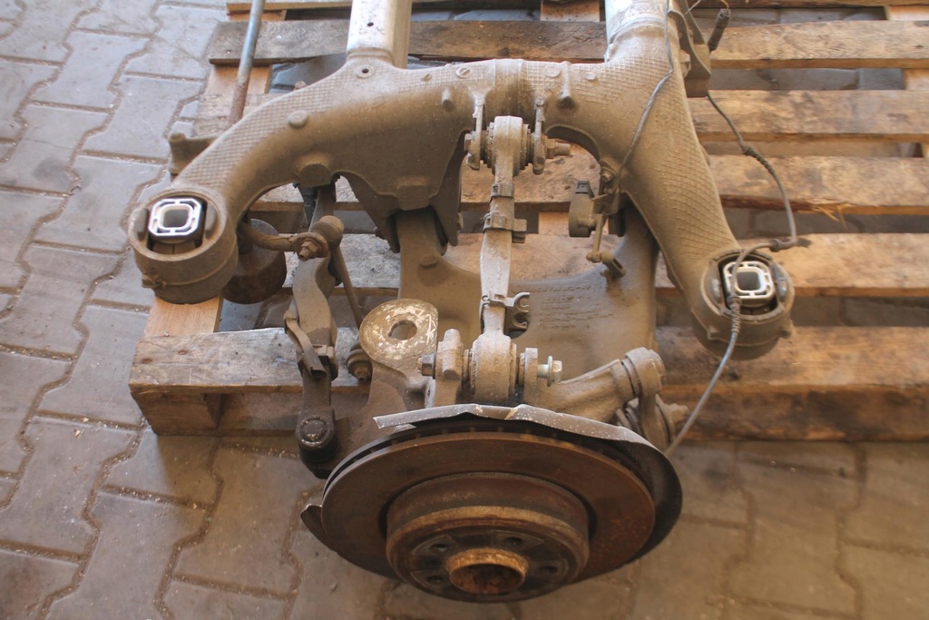 фото №6, Балка подвеска задняя задние комплект bmw f11 2.0d