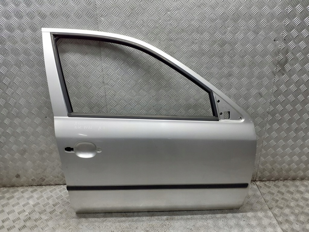 фото №1, Дверь правый перед skoda octavia i 9102