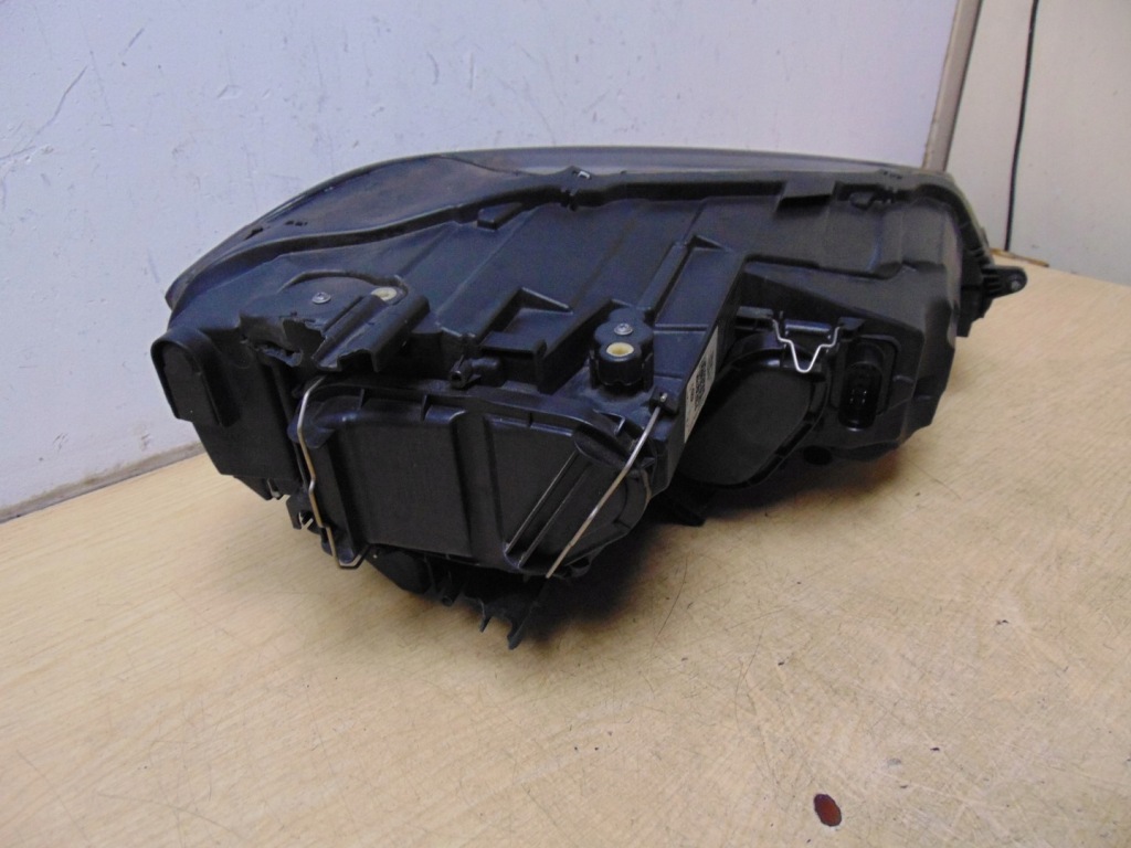 фото №10, Лампа левая перед vw golf sportsvan 517941005d europa