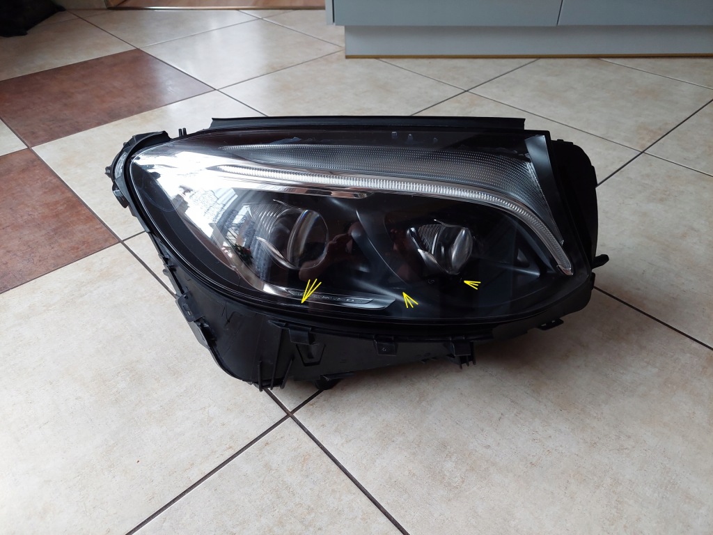 Купити Правий фара - full led - mercedes glc w253 !!!