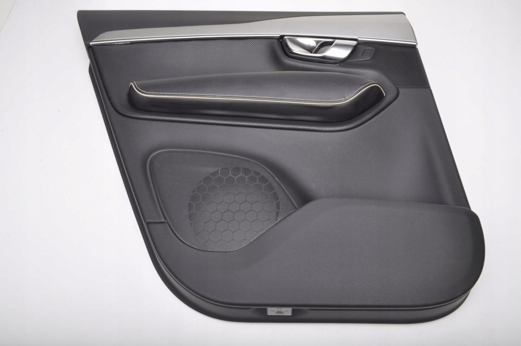 фото №1, Volvo xc90 ii обшивка дверь левый задняя 31393115