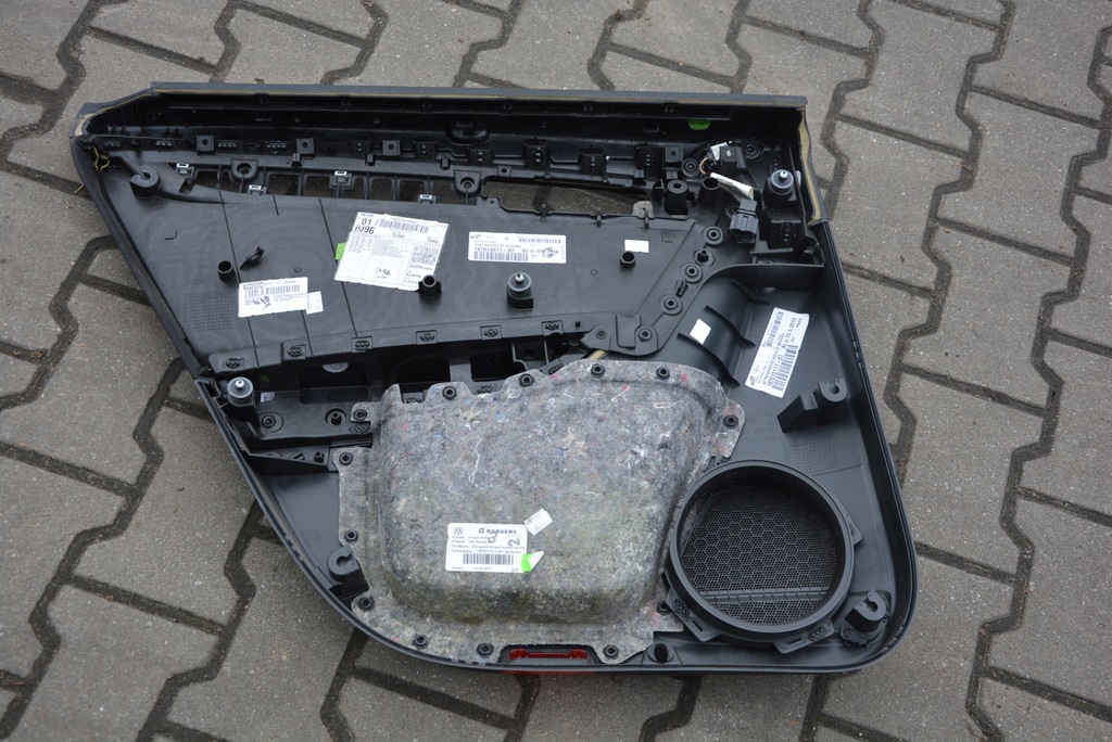 фото №9, Обшивка оббивка двері правий задня passat b7 kombi 3af867212