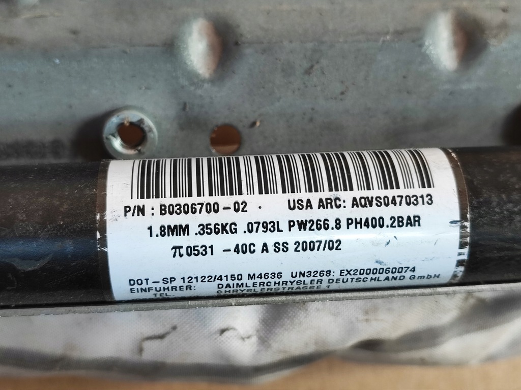 фото №12, Chrysler grand voyager iv шторка безопасности левая