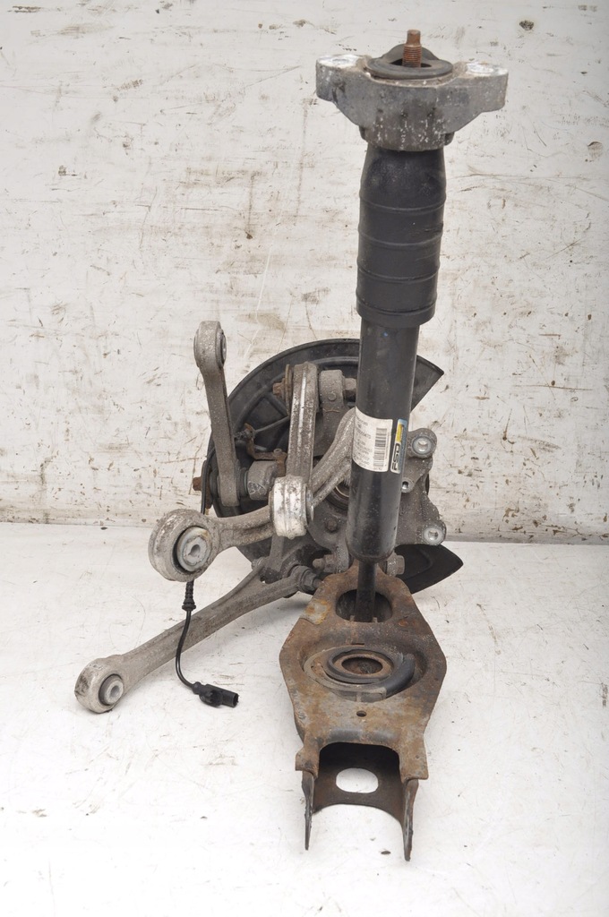 фото №9, Maserati ghibli iii 3.0d поворотный кулак правый задняя