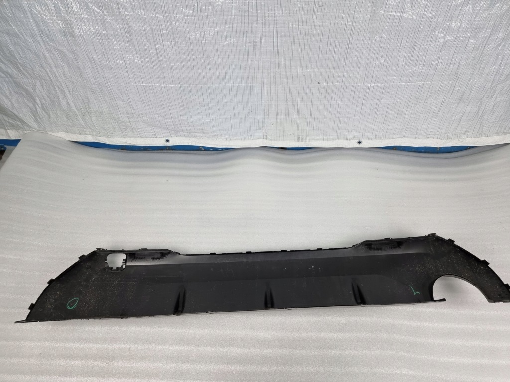 фото №7, Bmw 1 f40 m набор накладка диффузор бампер задняя