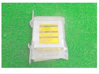 фото №1, Subaru forester i 2.0 02r датчик подушка безопасности 98221fc200