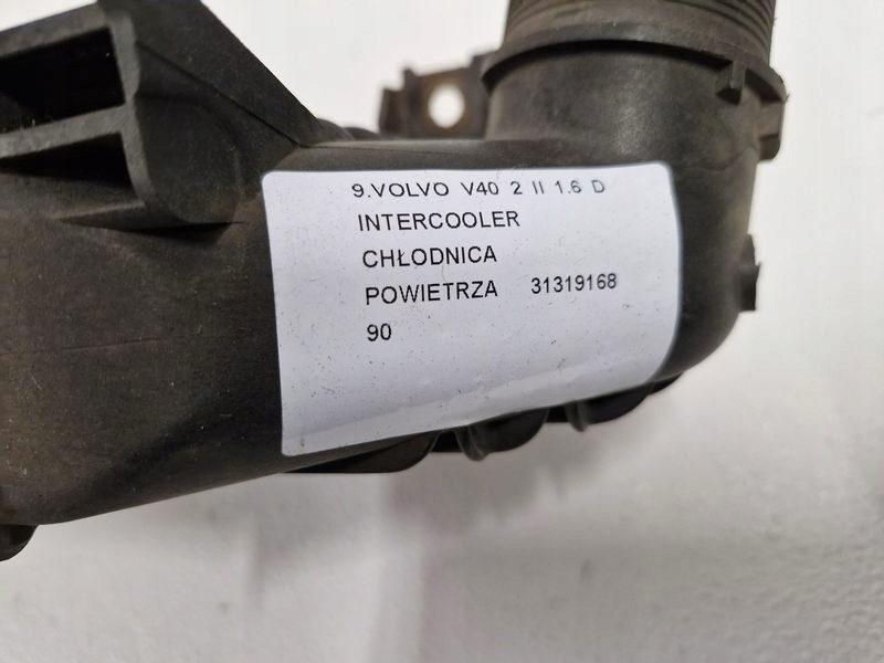 Volvo v40 2 2 1.6 d інтеркулер радіатор повітря 31319168 Оригінал