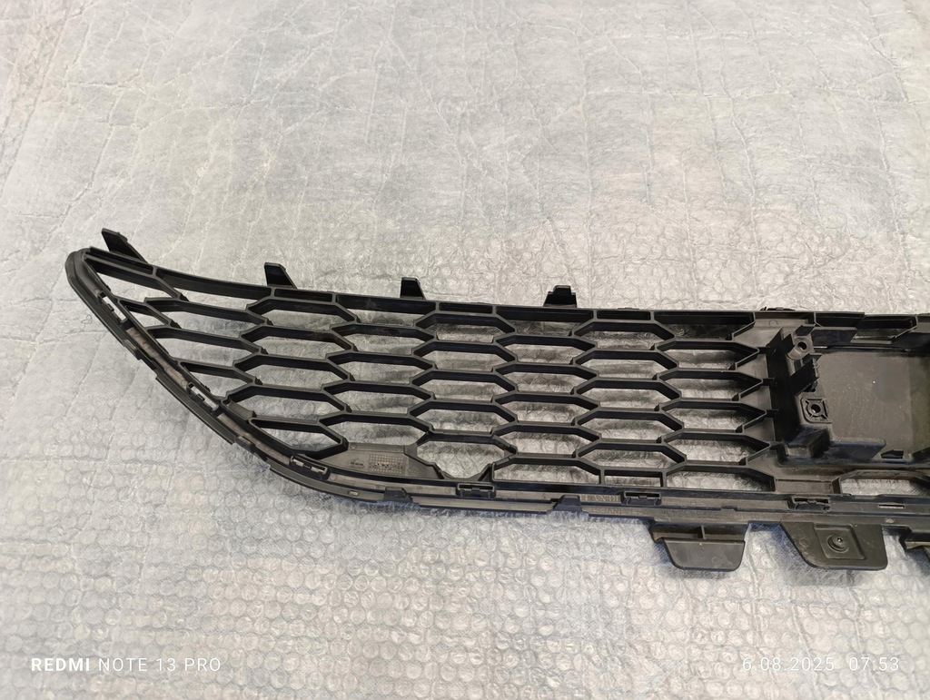 фото №10, Sandero iii 21-24 решітка середня бампера перед радар заглушка bdb стан