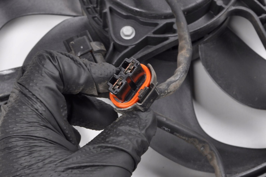 фото №5, Volvo xc60 xc70 v70 s80 s60 v60 вентилятор радиатора 30668629