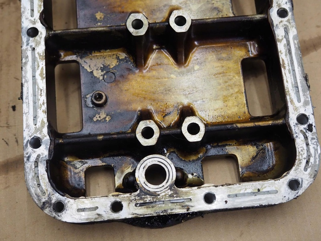 Поддон масла масляная mazda 626 ge 92-96 2.0 16v fs Оригинал