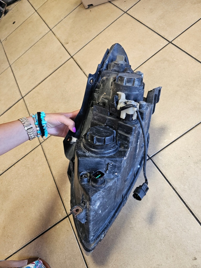 фото №11, Лампа левый lub правый перед hyundai i30 eu 09'