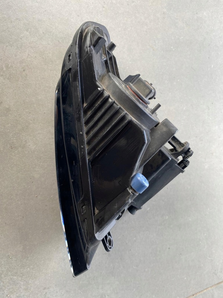 фото №7, Audi a3 8v протитуманна фара правий перед лампа протитуманна 8v0941700b