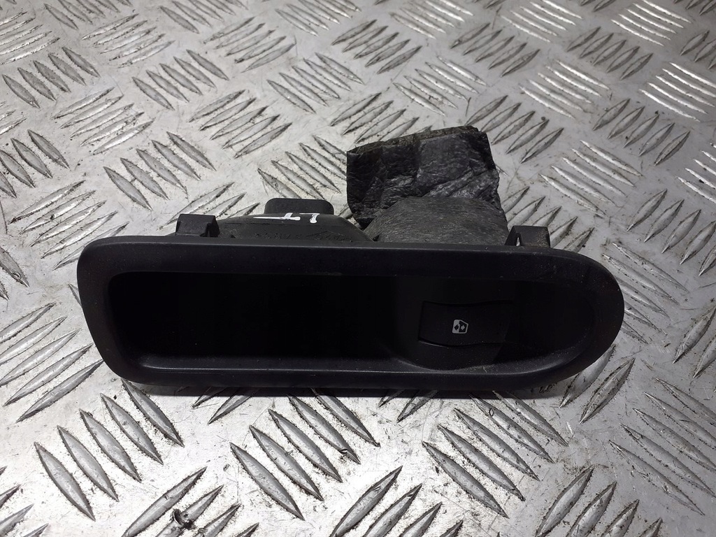 фото №1, Панель стекло левый задняя renault megane ii 156015540