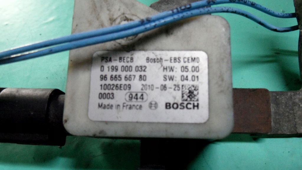 фото №4, Peugeot 207 1.4 vti 10r клемма минус модуль аккумулятор 9656984480