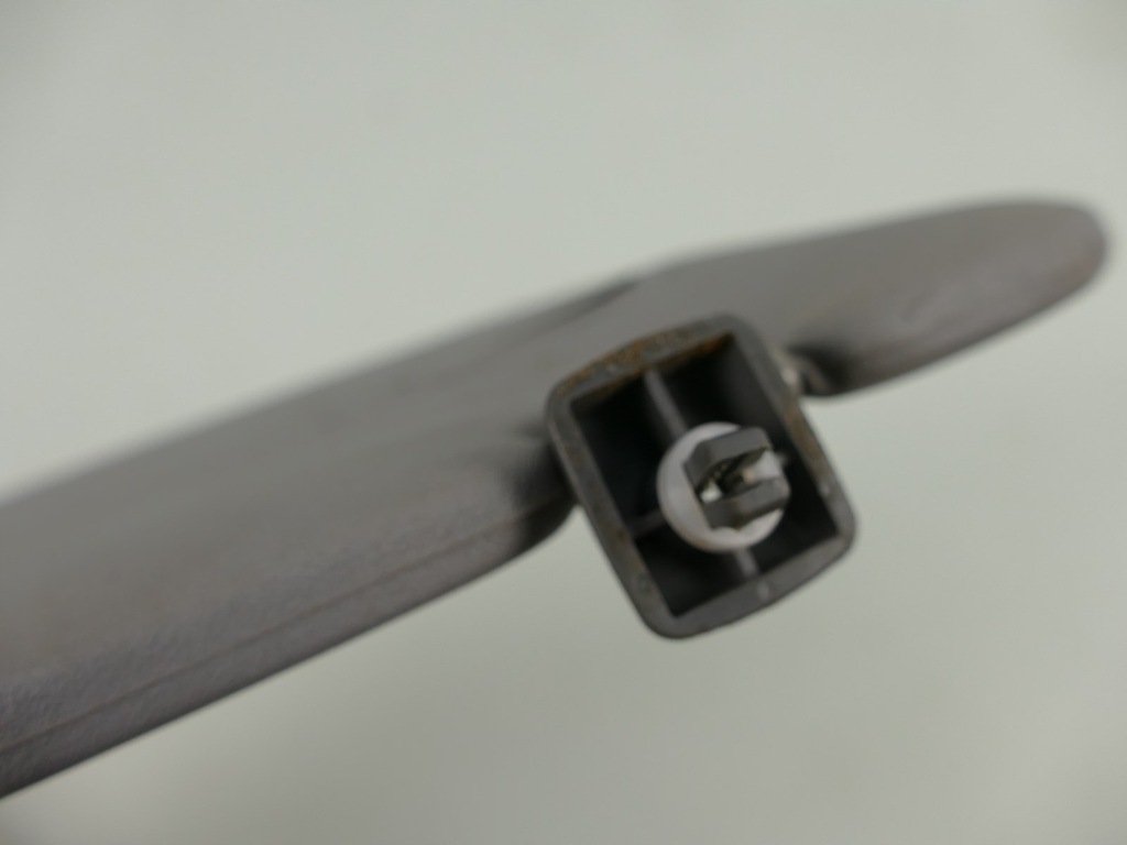 фото №8, Isuzu grafter n35 захист сонцезахисна ліва n75