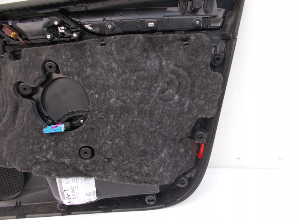 фото №12, Обивка дверь левая левый перед audi a3 8v 5 дверь 8v3867105