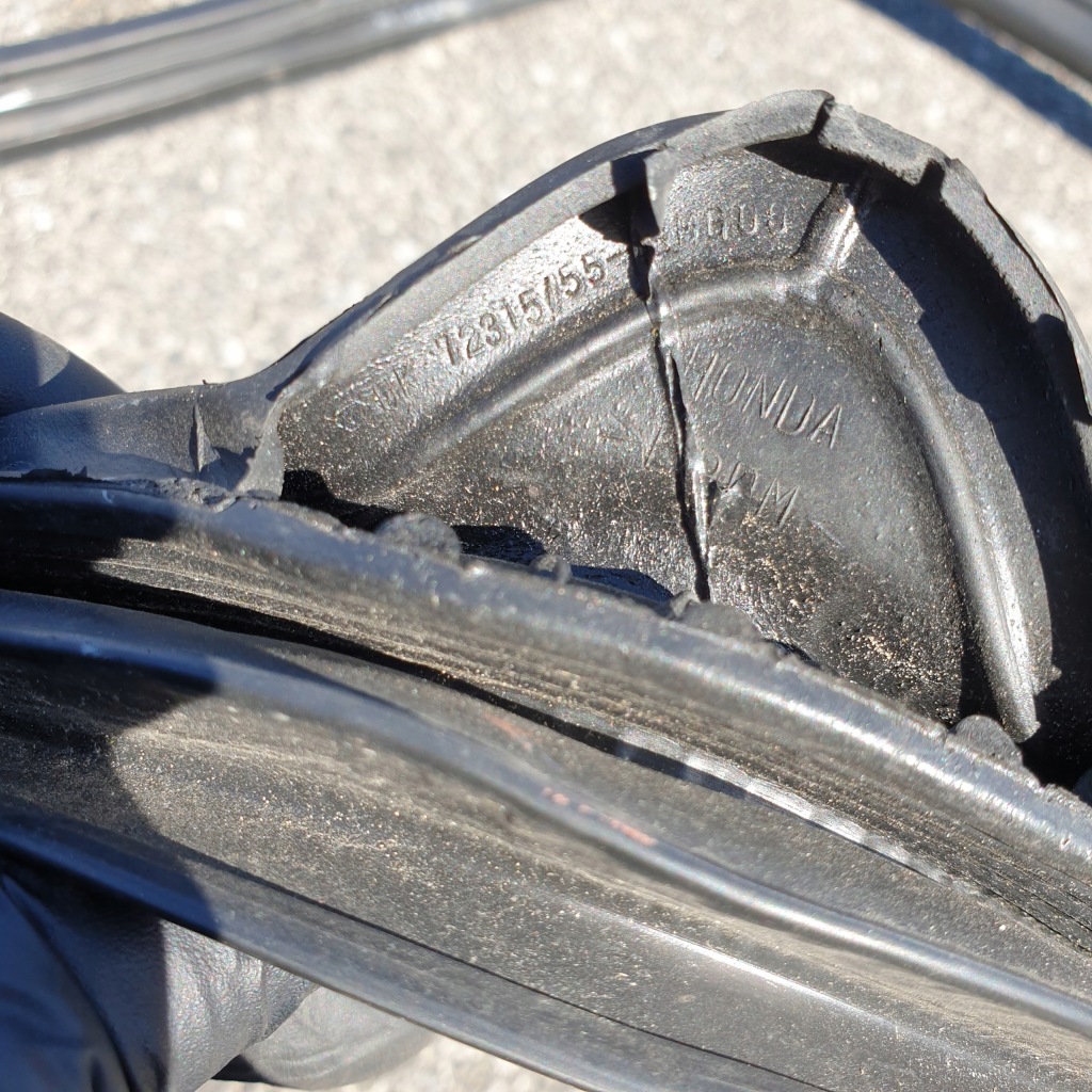 фото №14, Прокладка дверь кузовная honda civic viii 8 ufo