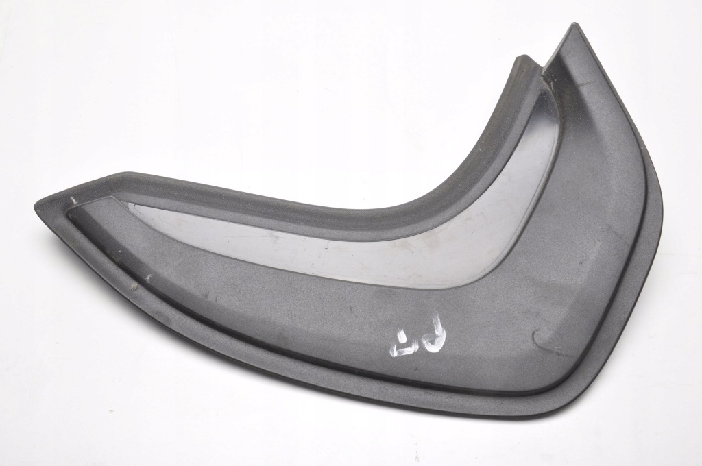 фото №1, Bmw 1 f40 молдинг дверь правый задняя задние