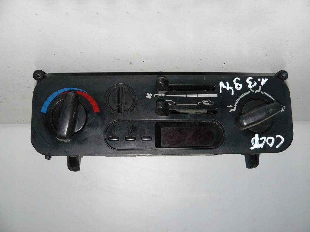 фото №1, Панель керування обдув mitsubishi colt 94r