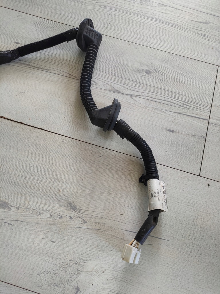 фото №13, Nissan pulsar c13 14- джгут електропроводка кришки багажника 24051-3zl1b