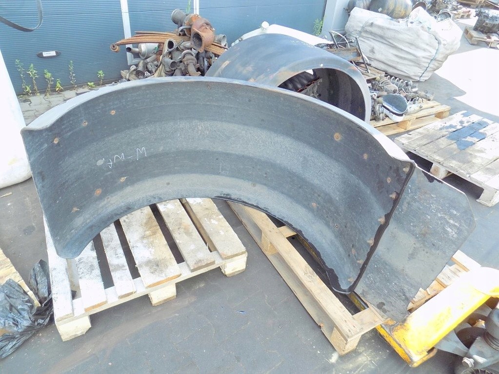 фото №6, Volvo fl614 88r 180km крыло подкрылок левый задняя