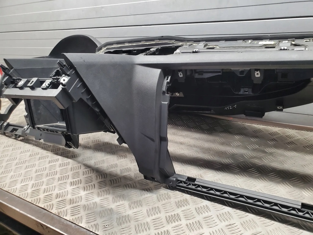 фото №6, Volkswagen atlas 3cn857181a с передний панели приборная, консоль
