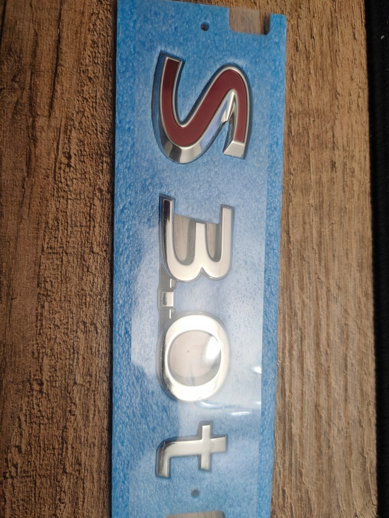 фото №1, Infiniti q60 s q50 s надпись na крыло эмблема