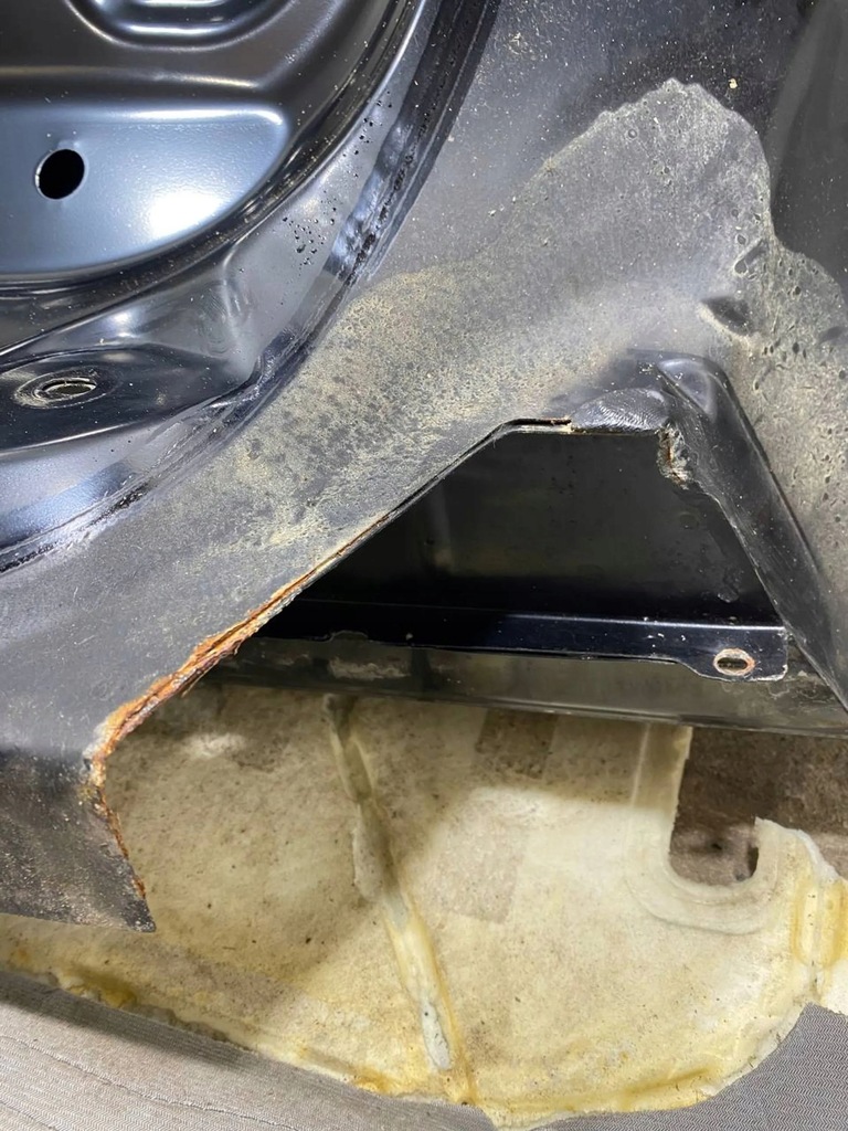 фото №6, Dodge challenger 2014 задняя крышка багажника багажника