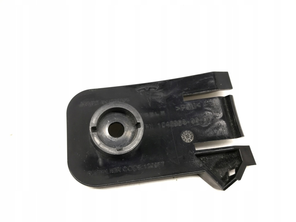 фото №1, Кронштейн лампы левый перед tesla x 1046958-00-d