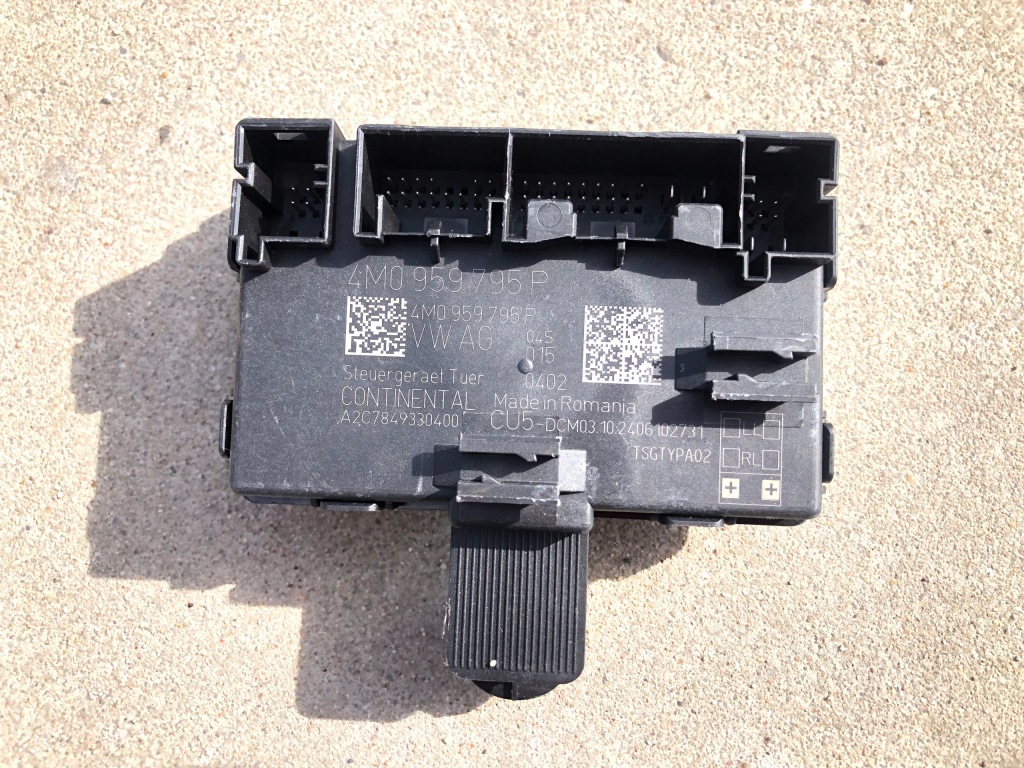 фото №1, 4m0959795p audi q7 4m блок керування двері....