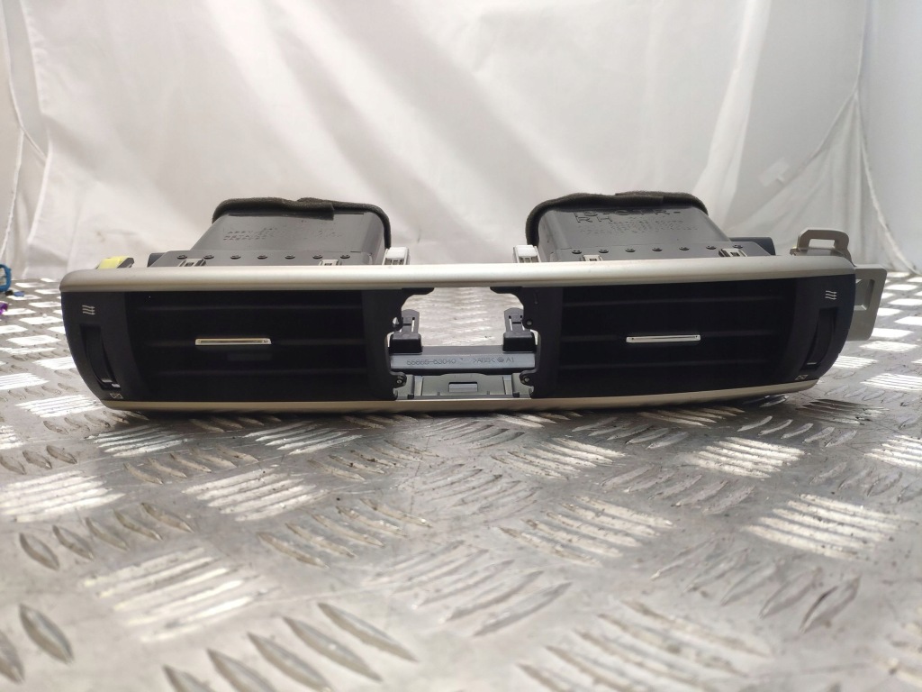 фото №1, Lexus is iii xe30 2017 канал повітряний кабіни