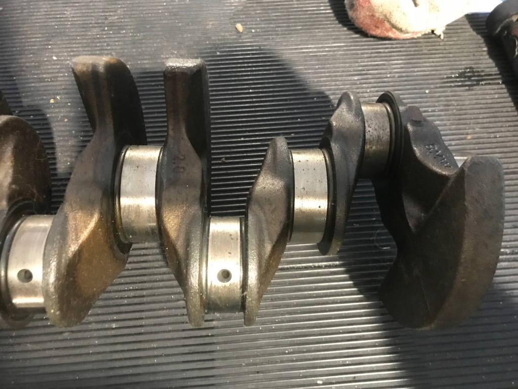 Bmw m3 e92 2007 wał коленчатый aaes1222324151 в Украине