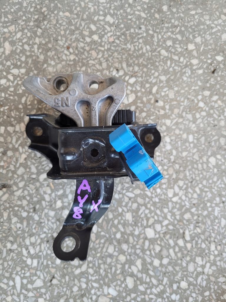 фото №1, Кронштейн подушка двигателя toyota aygo x