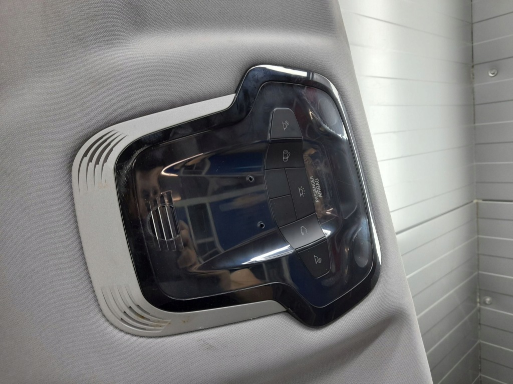 Alfa romeo stelvio 01561298590e стеля Зі Шроту