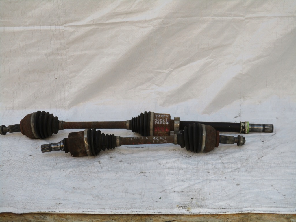 фото №1, Привідний вал права ліва перед renault trafic iii 1.6 dci