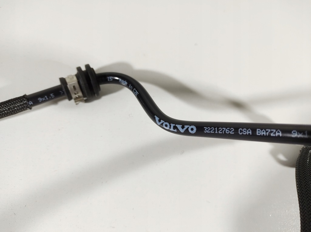 фото №12, Volvo v40 1.5 t3 12r- бачок вакууму