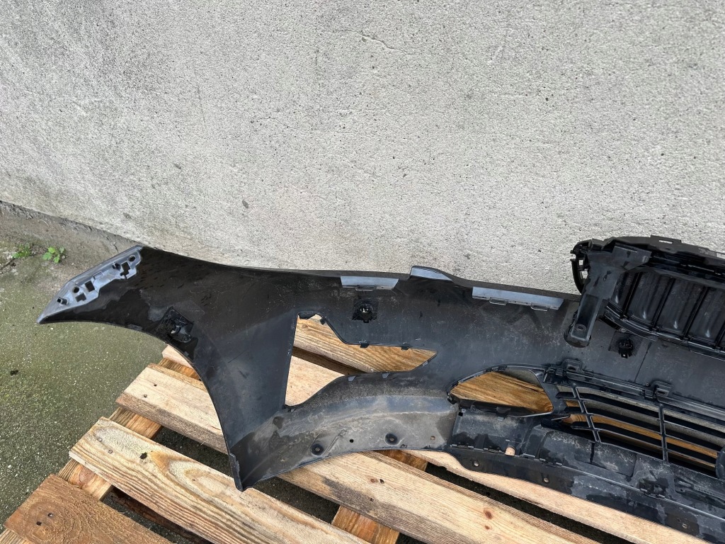 Бампер перед передний bmw 3 g20 g21 2018- + жалюзи решётки радиатора 9465188 + решётки Доставка