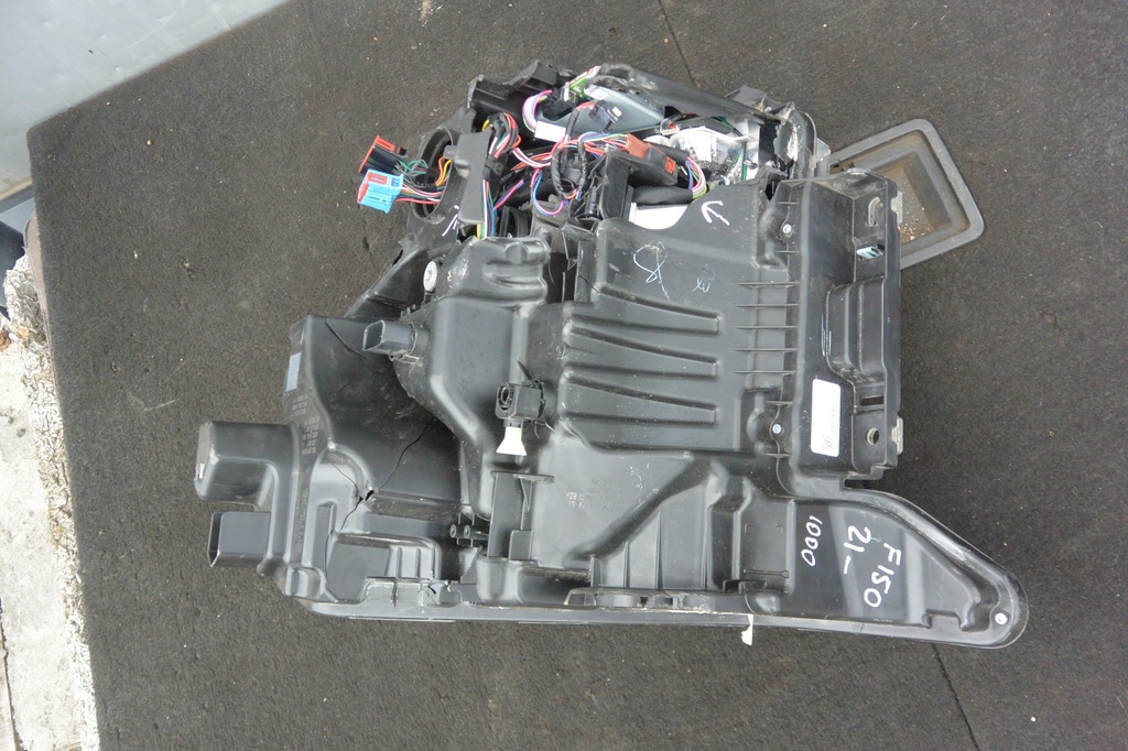 фото №6, Лампа фара права led ford f150 21- r