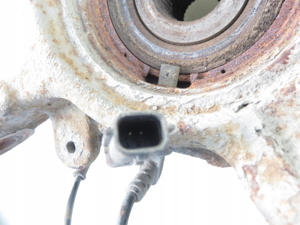 фото №5, Поворотний кулак ступиця передня права renault master iii 2.3 dci