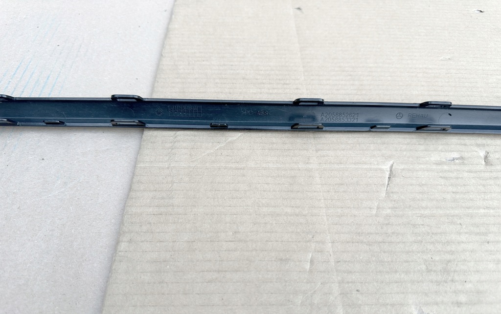 фото №13, Задня молдинг декоративна бампера накладка mercedes w257 cls amg