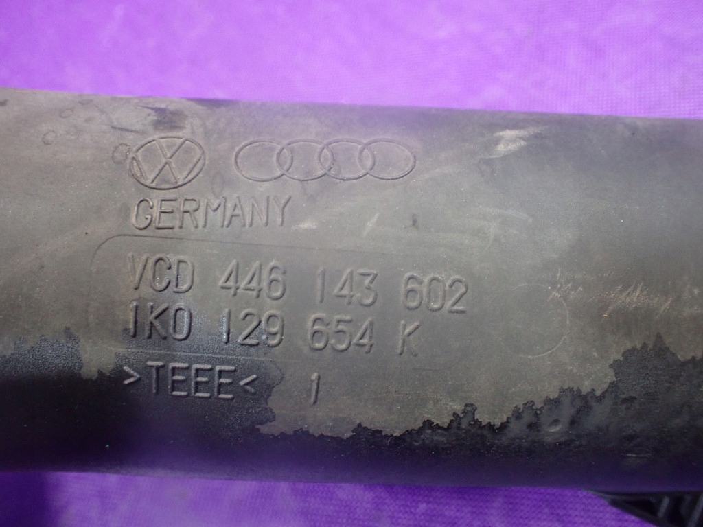 фото №5, Vw passat b6 2.0 шланг повітря повітрозабірник турбіни 1k0129654k