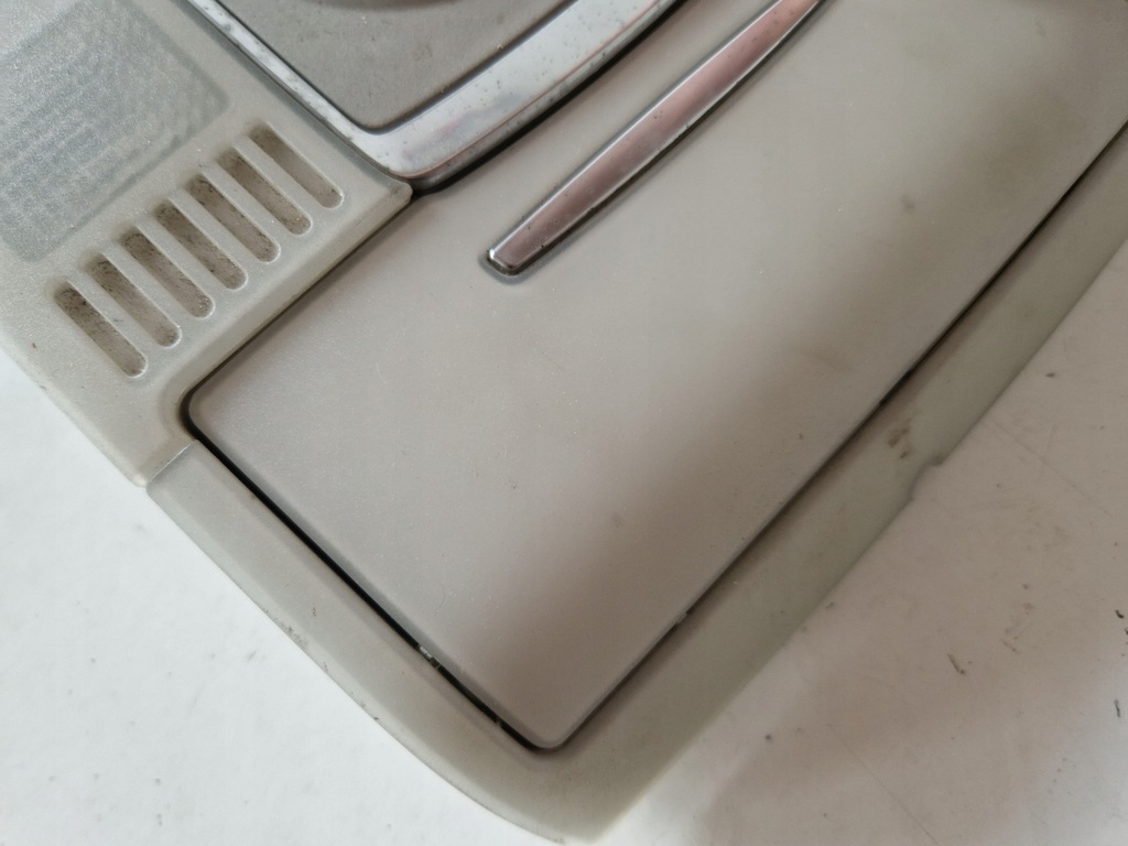 фото №6, Лампа стельовий audi a6 c6 4f0947135n