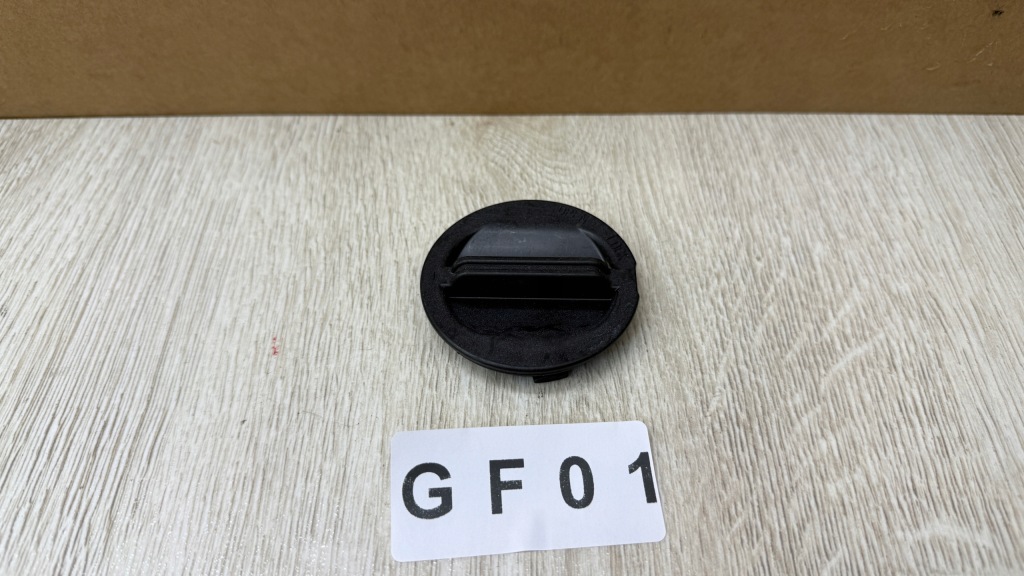 Купити Заглушка кришка лампи toyota prius land cruiser nissan kia gf01