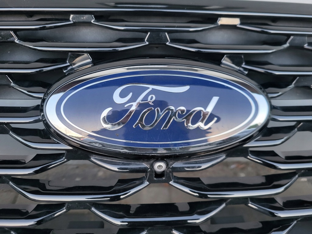 Бампер ford explorer mk6 st line колір um 6 x pdc камера стан bdb Недорого