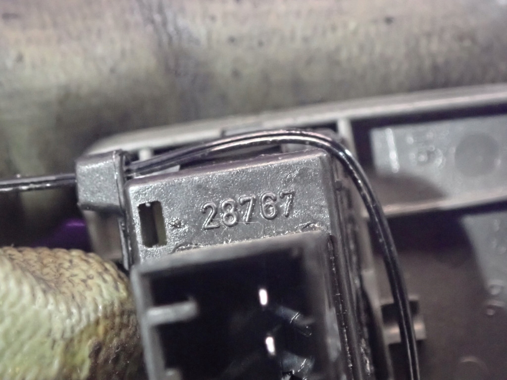 фото №8, Fiat panda ii 03-11 переключатель окон левый 28767 4 pin