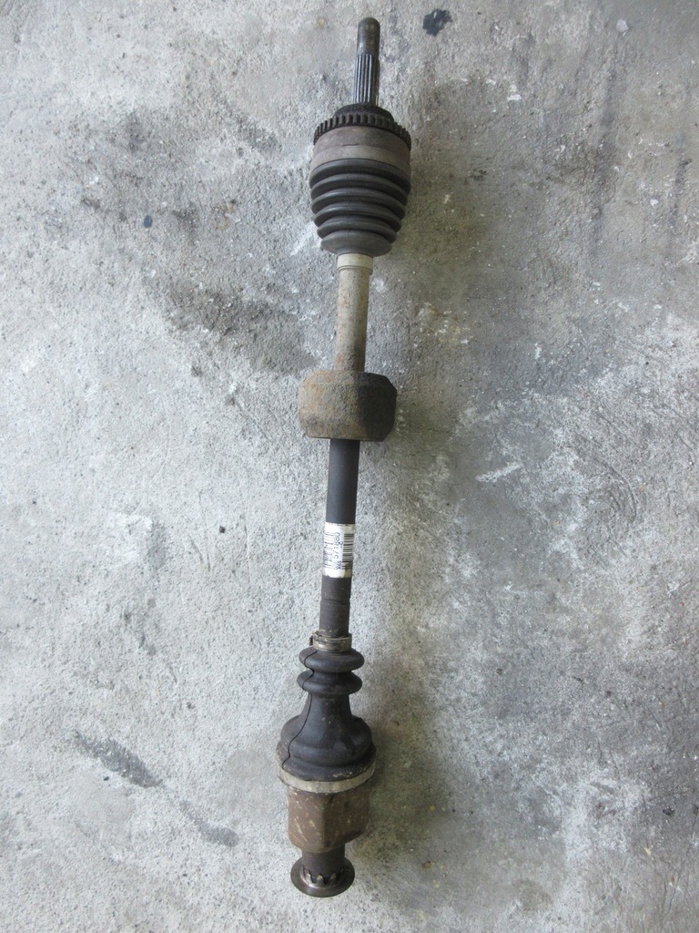 фото №1, Renault thalia ii 2011 r. 1.2 приводной вал правая 8200571880