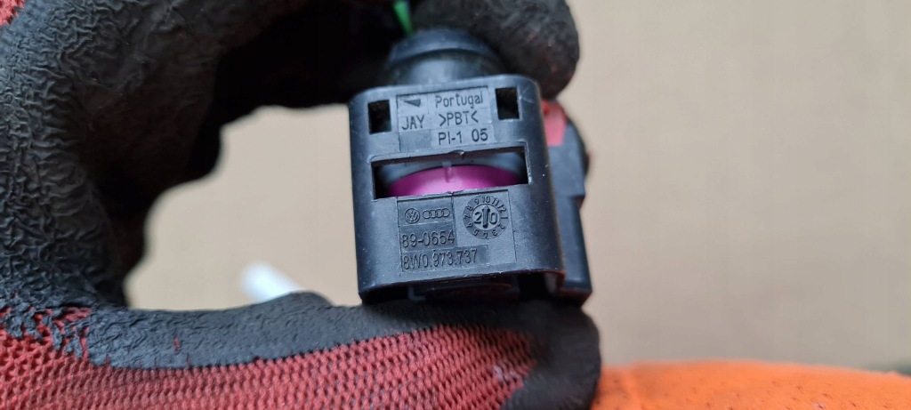 Купить A4 b9 штекер колодка фары full led 8w0973737 a5 8w q5 a6 c7